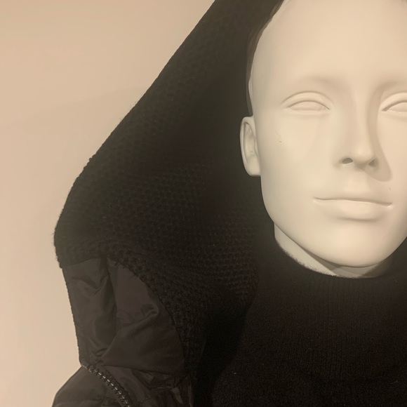 Liu Jo - Italy :Puffer jacket with knit sleeves - Picture 7 of 8